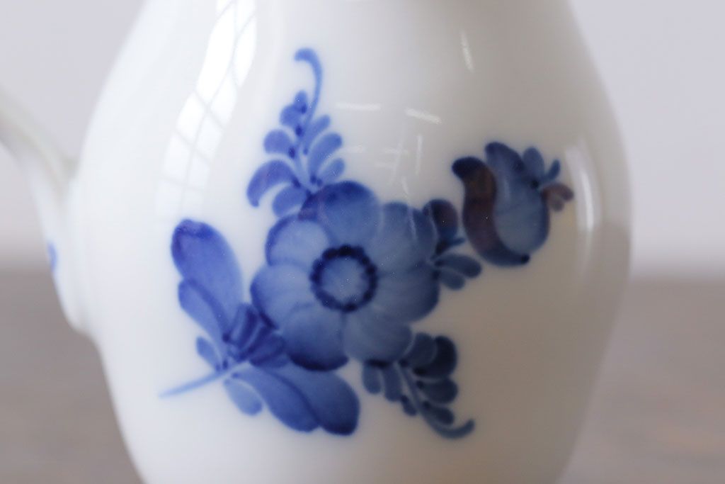 アンティーク雑貨　中古　ROYAL COPENHAGEN(ロイヤルコペンハーゲン)　ブルーフラワー　ジャグS(ミルクポット)(2)