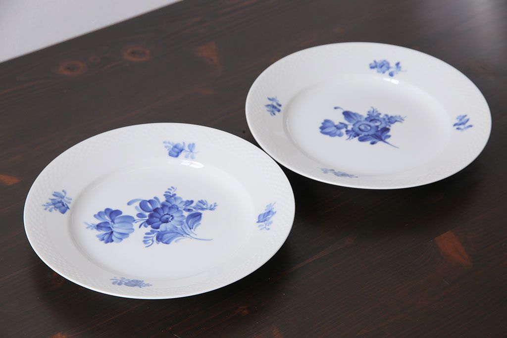 中古　ROYAL COPENHAGEN(ロイヤルコペンハーゲン)　ブルーフラワー　プレイン　25.5cmプレート2枚セット(大皿)(2)