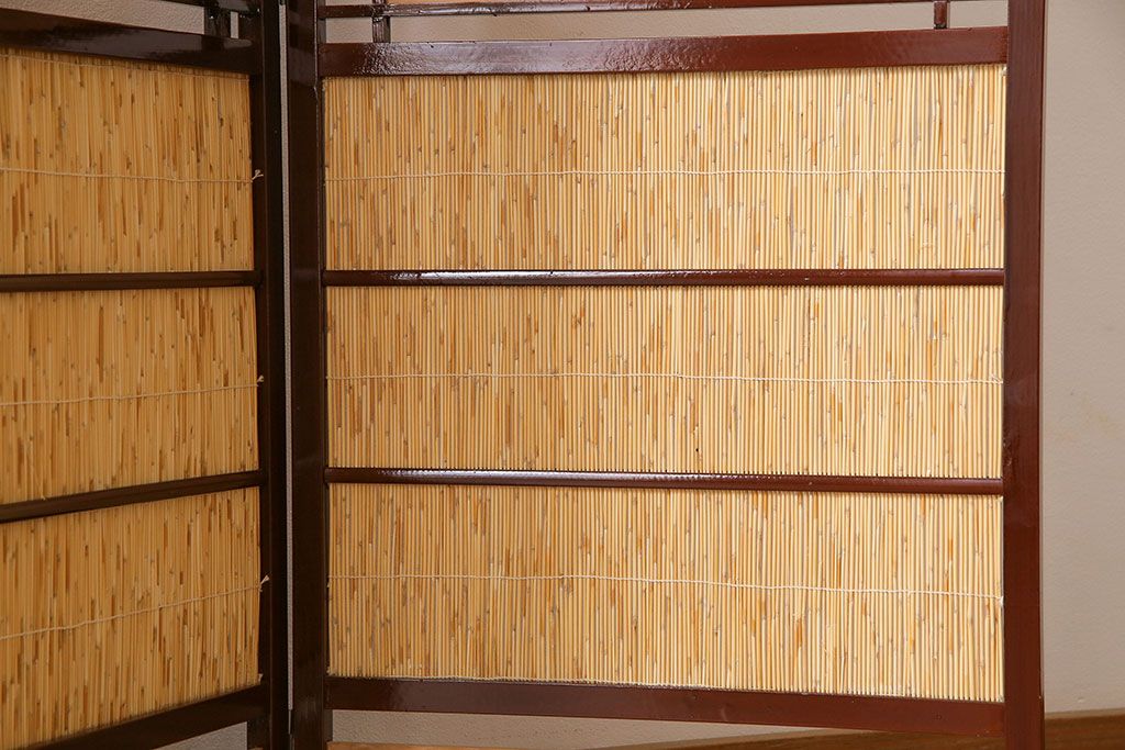 アンティーク雑貨　昭和中期　透かし彫りが上品な四連折り畳み式パーテーション(衝立、仕切り)