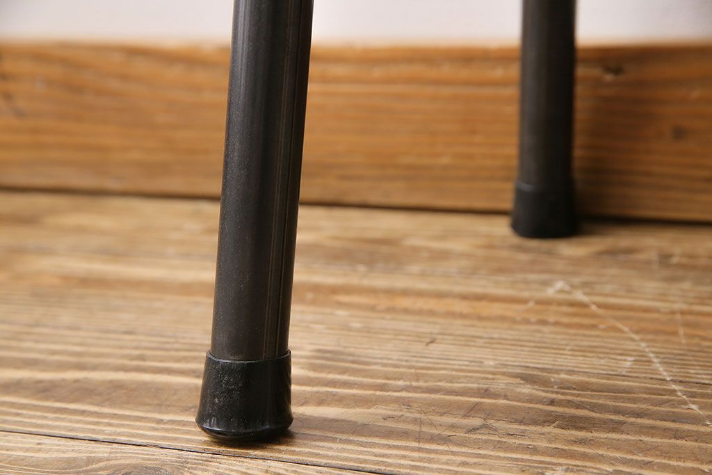 明治大正期　ケヤキ材一枚板　漆塗仕上げのリメイク鉄脚ベンチ(板座チェア、椅子)