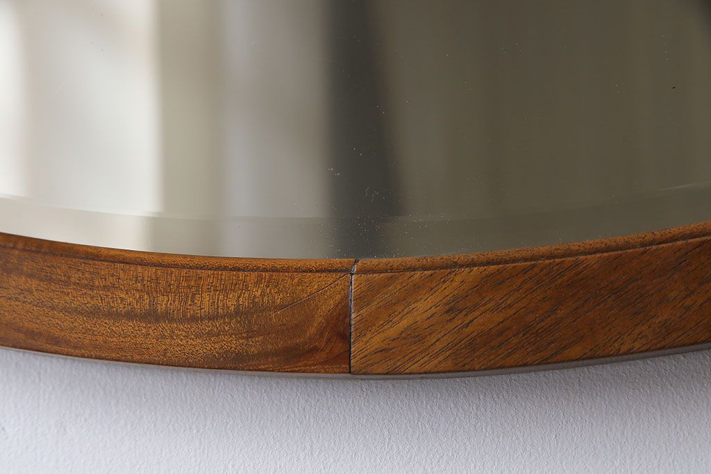 アンティーク雑貨　イギリスアンティーク　マホガニー材　木のぬくもりを感じるオーバルミラー(ウォールミラー、壁掛け鏡)
