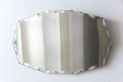 アンティーク雑貨　イギリスビンテージ　十角形のシルエットがシックなウォールミラー(鏡)