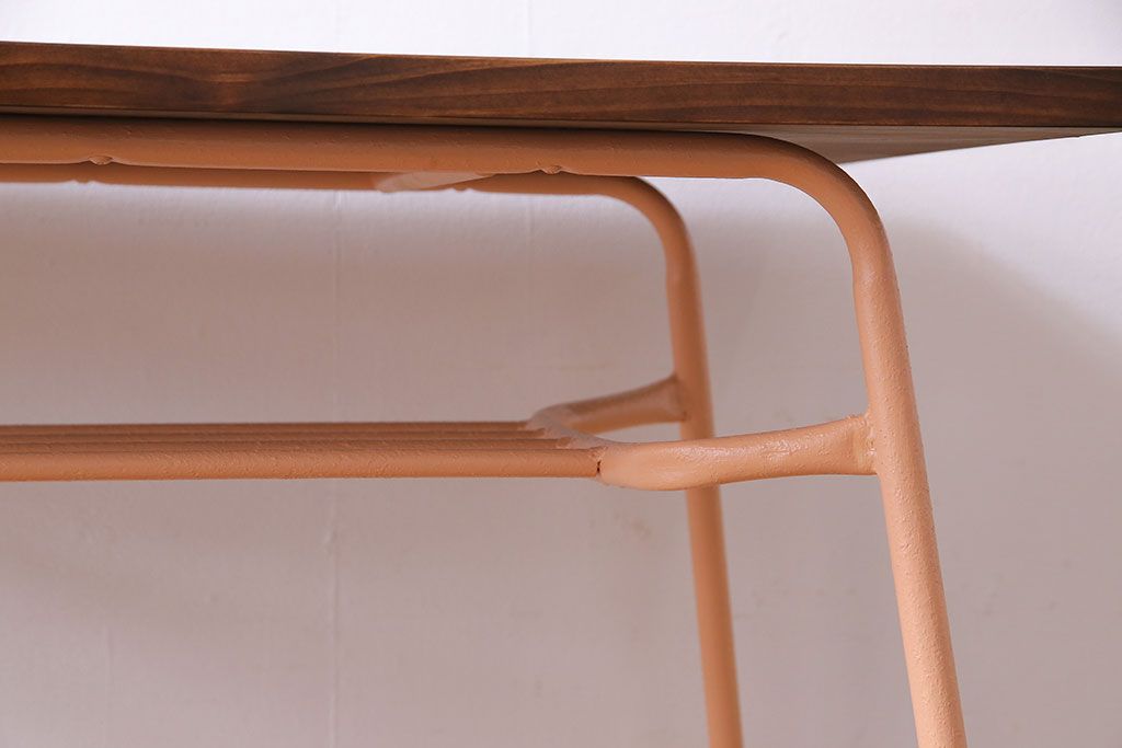 アンティーク家具　ヒノキ材製天板　ペイントがおしゃれなアイアンテーブル(作業台、カフェテーブル)(1)