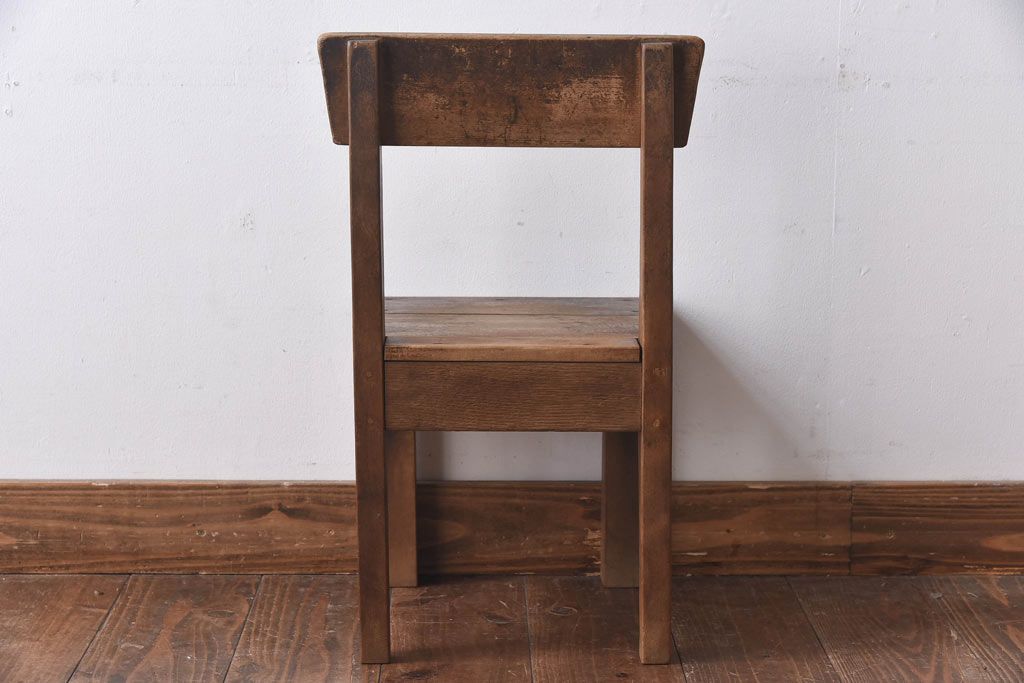 レトロ家具　昭和期　レトロな雰囲気が漂う小さなチェア(椅子、小イス)(1)