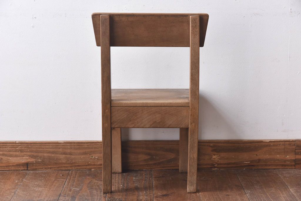 レトロ家具　昭和期　レトロな雰囲気が漂う小さなチェア(椅子、小イス)(2)