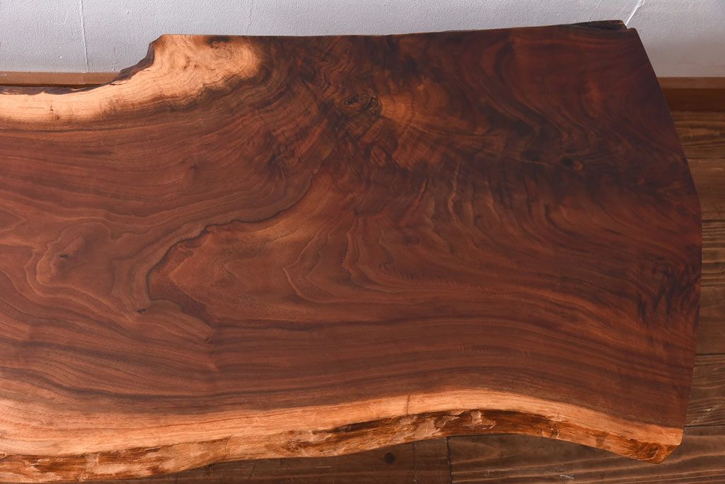 中古美品　ジョージナカシマ　桜製作所　クラロウォールナット材　MINGURENII COFFEE TABLE 　コーヒーテーブル(ジョージ・ナカシマ、ミングレンII、センターテーブル、ローテーブル、机)(定価約95万円)