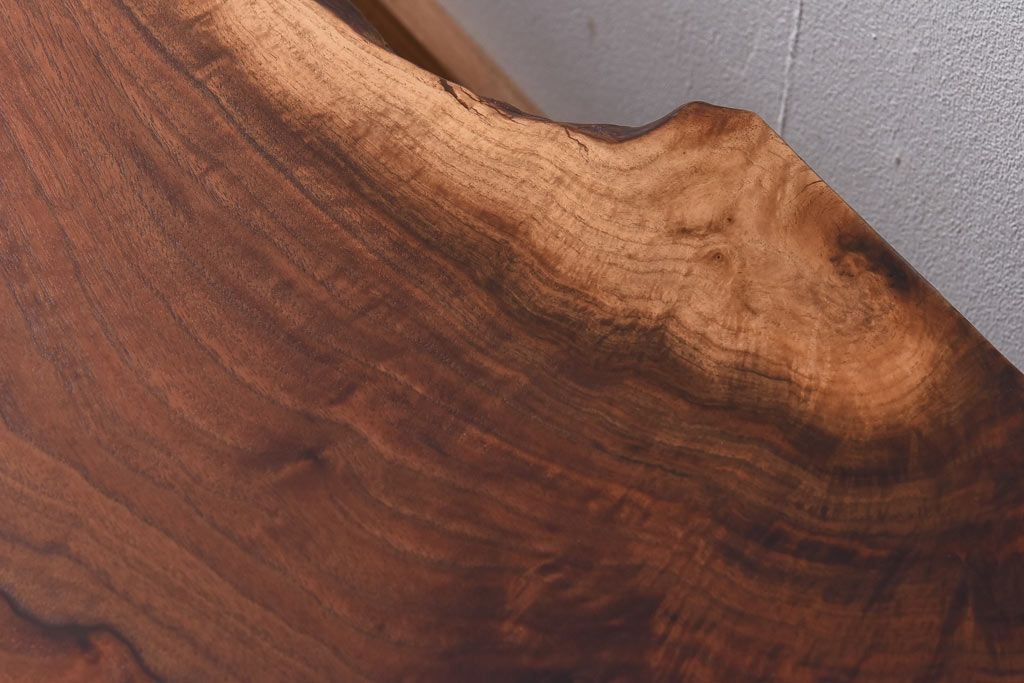 中古美品　ジョージナカシマ　桜製作所　クラロウォールナット材　MINGURENII COFFEE TABLE 　コーヒーテーブル(ジョージ・ナカシマ、ミングレンII、センターテーブル、ローテーブル、机)(定価約95万円)