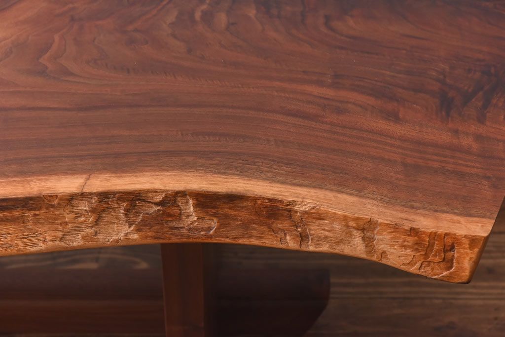 中古美品　ジョージナカシマ　桜製作所　クラロウォールナット材　MINGURENII COFFEE TABLE 　コーヒーテーブル(ジョージ・ナカシマ、ミングレンII、センターテーブル、ローテーブル、机)(定価約95万円)