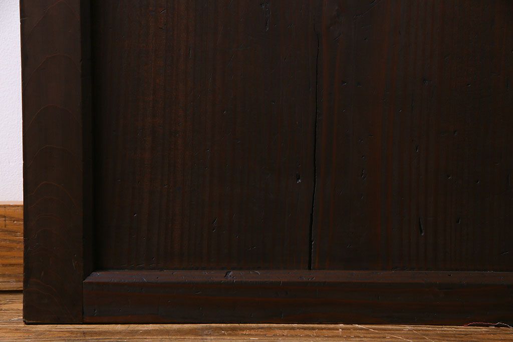 和製アンティーク　鋲が重厚感と渋さを醸し出す板戸(引き戸、建具)2枚セット(1)