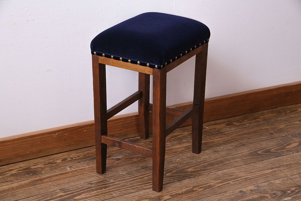 レトロ家具　昭和レトロ　ケヤキ材　シックな空間にも馴染むクッションスツール(イス・チェア)