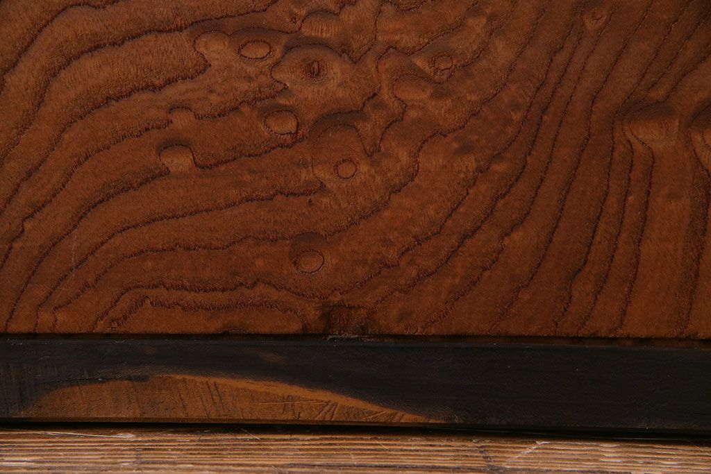 高級品!　ケヤキ玉杢・黒柿　総無垢材　贅沢な作りの板戸(引き戸、引違戸)4枚セット