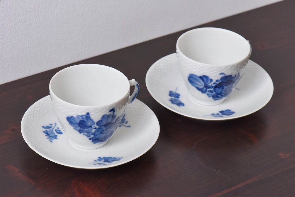 アンティーク雑貨　中古　ROYAL COPENHAGEN(ロイヤルコペンハーゲン)　blue flower　カップ&ソーサー(コーヒーカップ、洋食器)2客セット