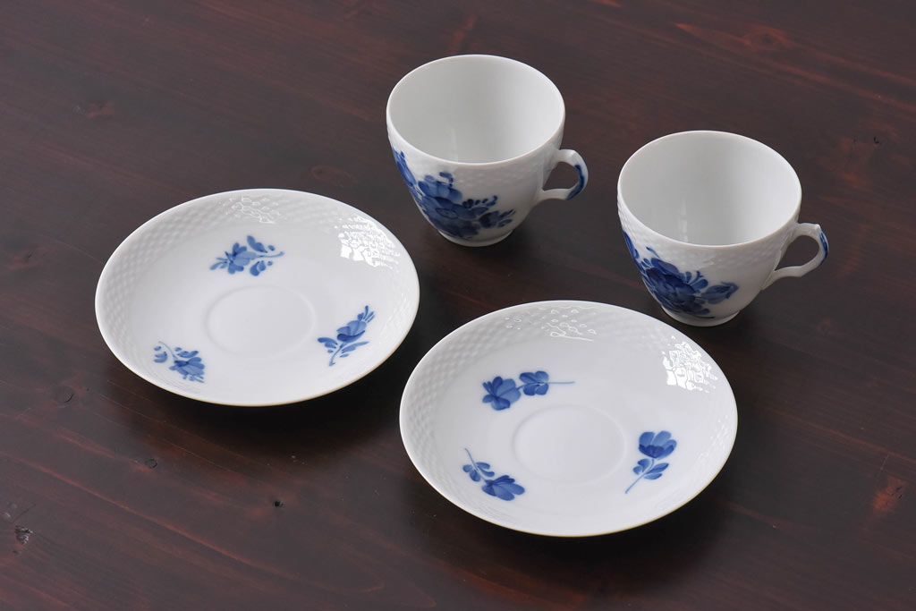 アンティーク雑貨　中古　ROYAL COPENHAGEN(ロイヤルコペンハーゲン)　blue flower　カップ&ソーサー(コーヒーカップ、洋食器)2客セット