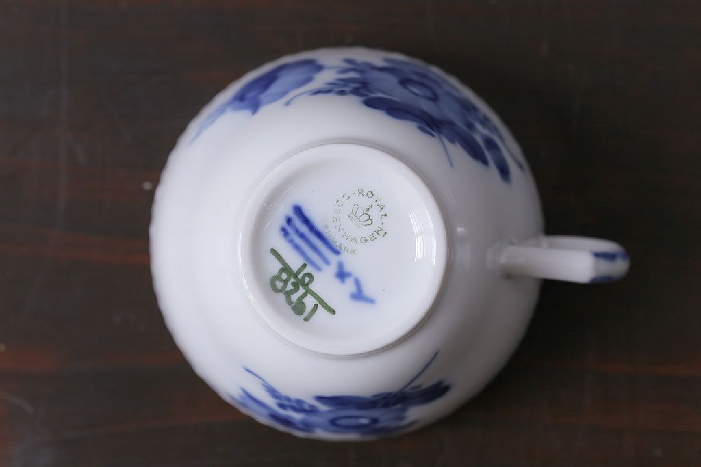 アンティーク雑貨　中古　ROYAL COPENHAGEN(ロイヤルコペンハーゲン)　ブルーフラワー　プレイン　カップ&ソーサー(コーヒーカップ、洋食器)2客セット(3)