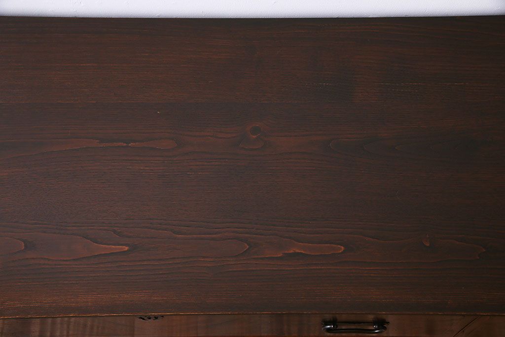 アンティーク家具　昭和初期　美しい杢目と上品な佇まいが魅力のローボード(サイドチェスト、箪笥)