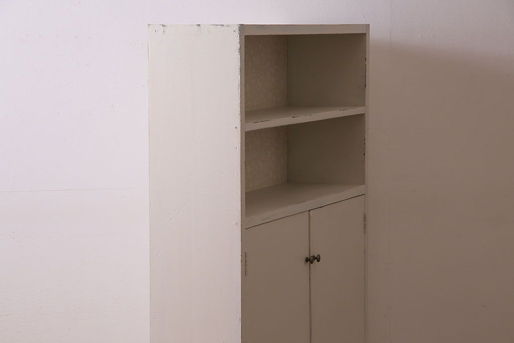 ペイント家具　壁紙が可愛らしいレトロな収納棚(キャビネット、オープンラック、本棚)