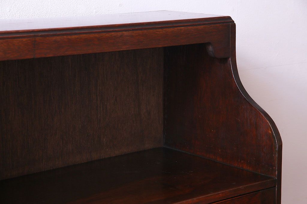 アンティーク家具　和モダン　褐色の色合いと意匠が魅力のブックケース(本箱、飾り棚)