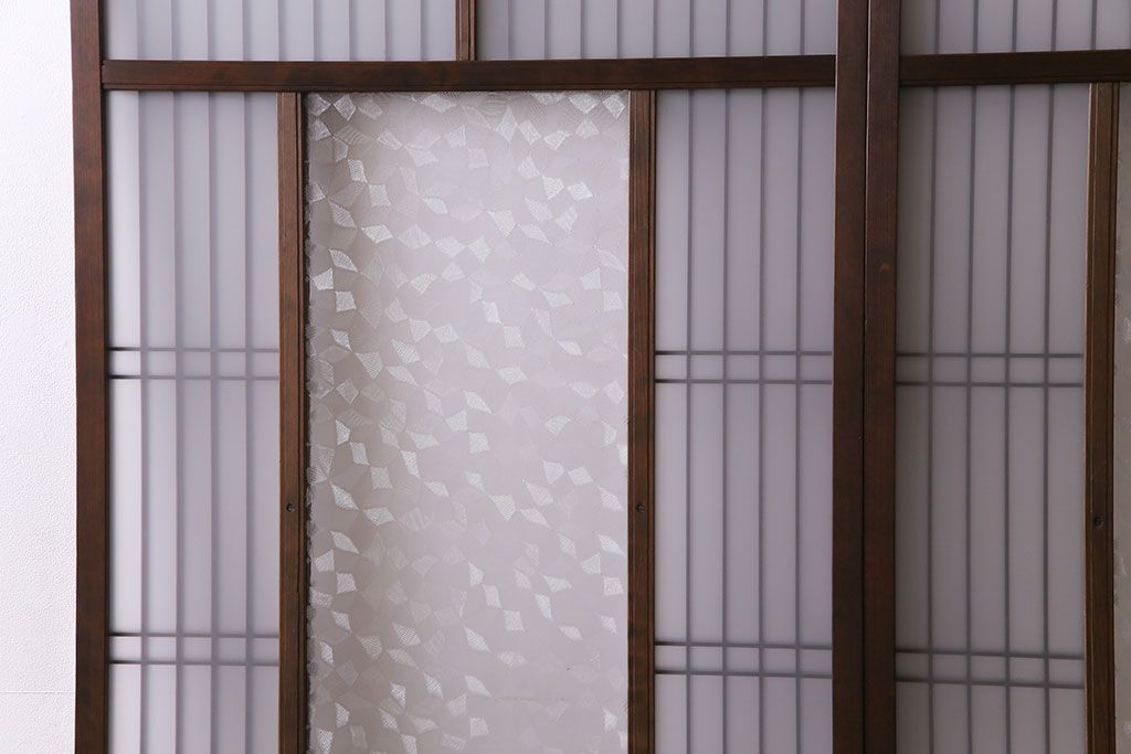 昭和レトロ　横桟が並んだデザインが魅力的な格子戸(ガラス戸、引き戸、建具)2枚セット