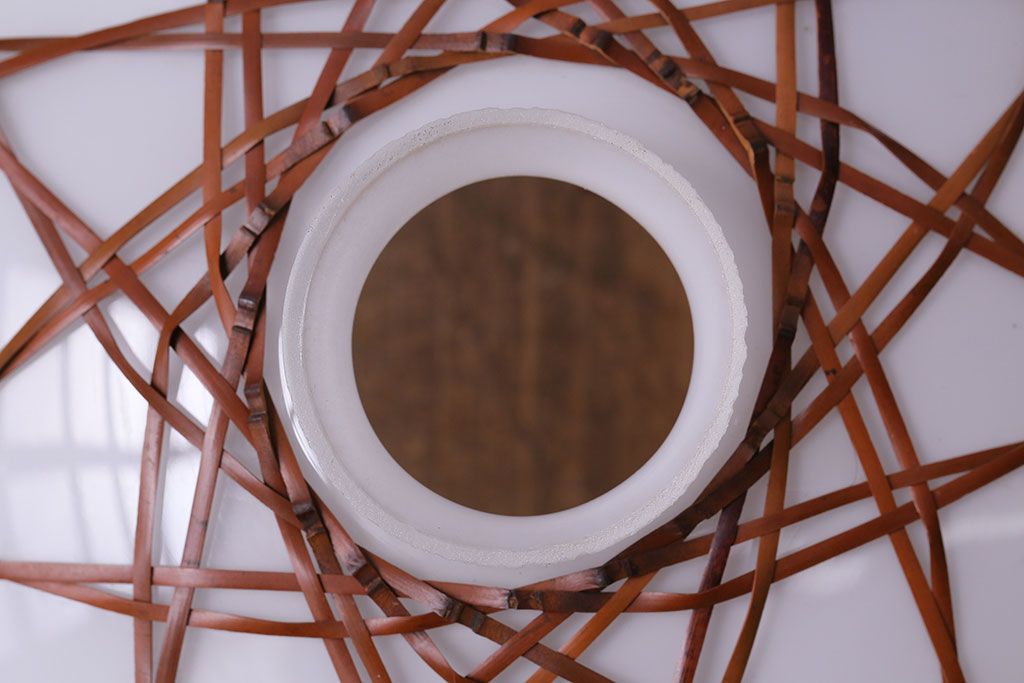 昭和レトロ　網目の竹細工が情緒ある趣きのペンダントライト(天井照明、吊り下げ照明)