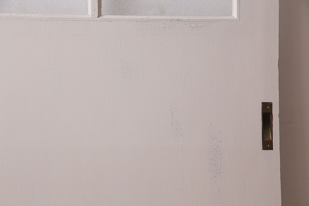 ペイント家具　ダイヤガラス入り　レトロなバイカラーペイントの引き戸(ドア、板戸、建具)