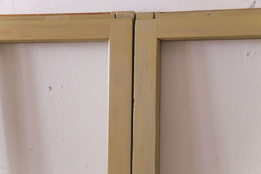 ペイント建具 当店オリジナルガラス レトロな雰囲気が魅力の