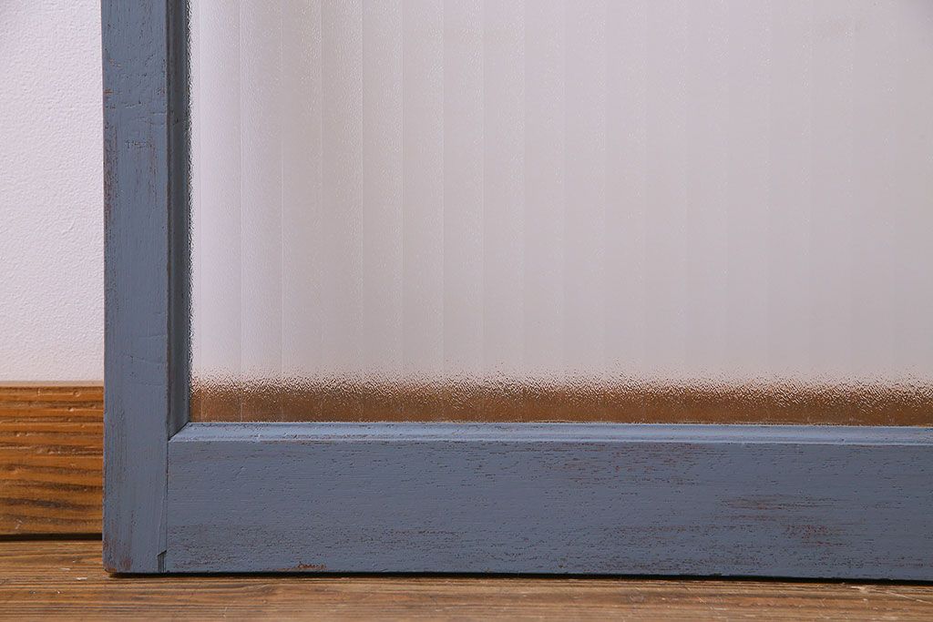 ペイント家具　チェッカーガラス入り!シャビーシックなガラス戸(窓、引き戸、建具)2枚組
