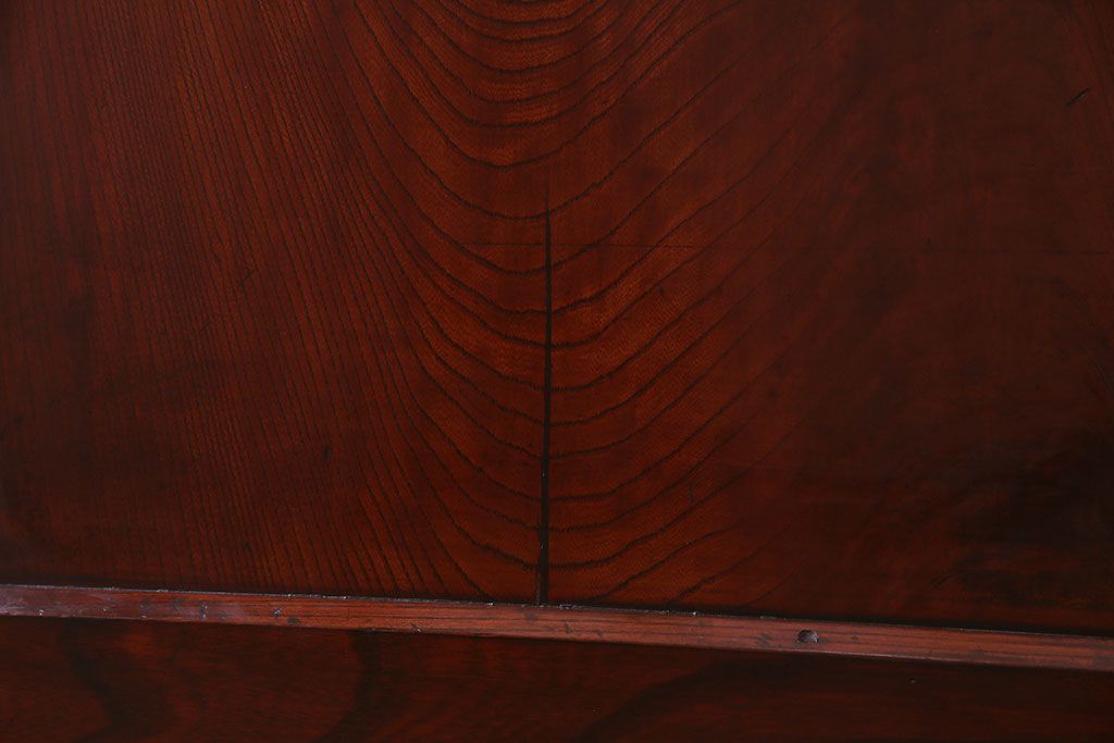 和製アンティーク　総ケヤキ材　力強い杢目が重厚感を醸し出す板戸(建具、引き戸)2枚組