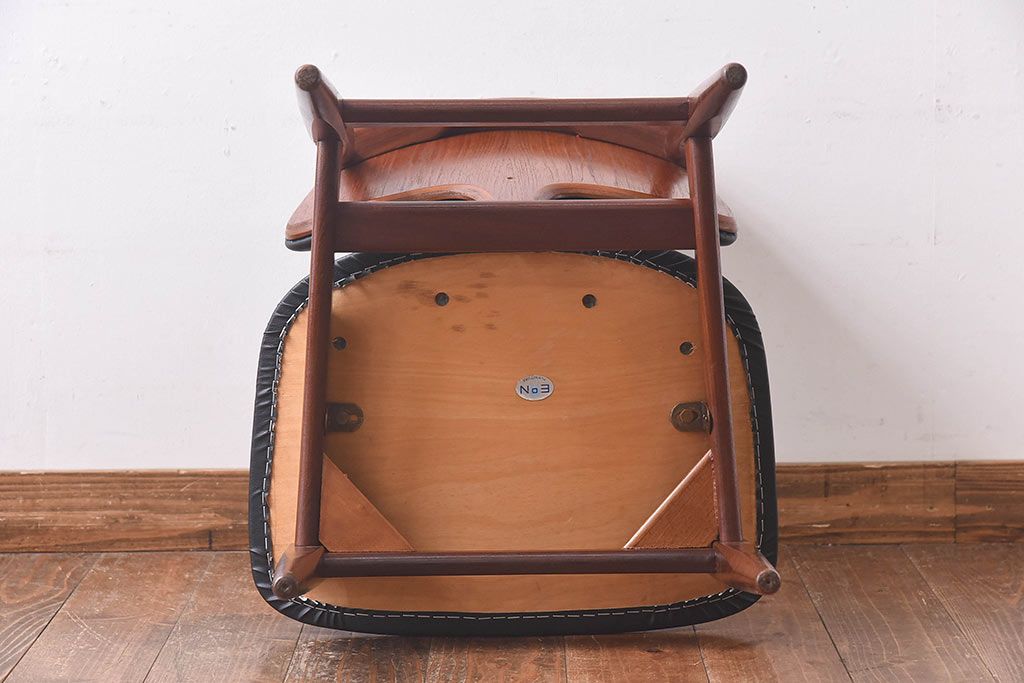 北欧家具　イギリスビンテージ　Elliotts Of Newbury(EoN)　ミッドセンチュリーなダイニングチェア・ブラック(イス、椅子)(2)