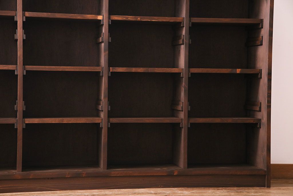 ラフジュ工房オリジナル　古い書院戸を取り入れた組子ガラス戸棚(収納棚、サイドボード)(1)