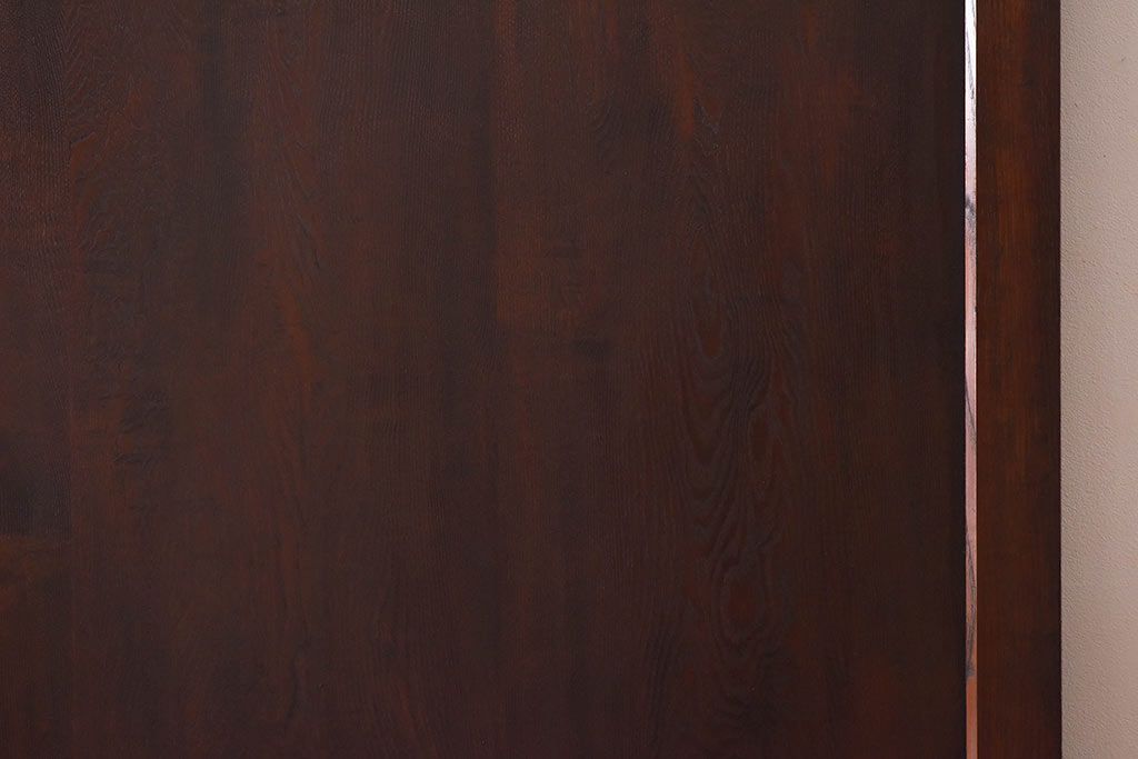 和製アンティーク　美品!　総栗材　個性的な金具の意匠が目を惹く蔵戸(建具、引き戸、玄関戸)