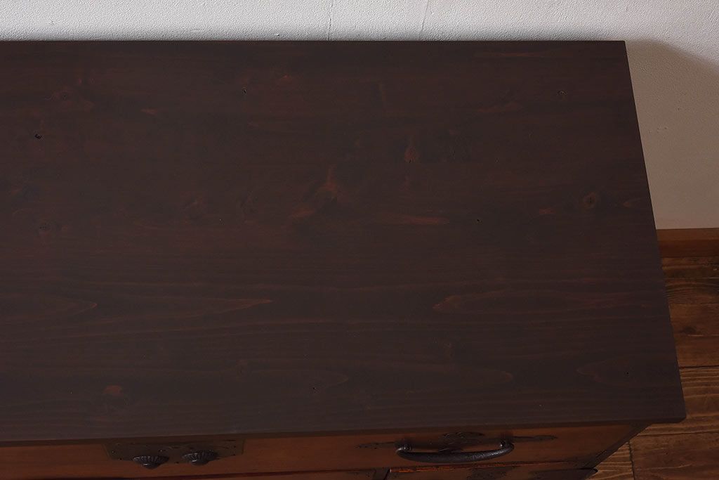 アンティーク家具　前板ケヤキ材　明治期　上品な雰囲気漂う二本松箪笥ローボード(衣装箪笥、リビングボード)