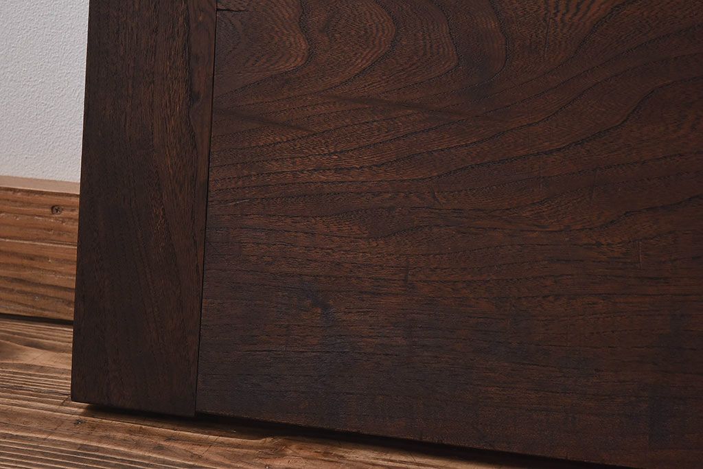 アンティーク雑貨　古材　ニレ材　渋みを活かしたDIYにおすすめの一枚板(木材、材料)