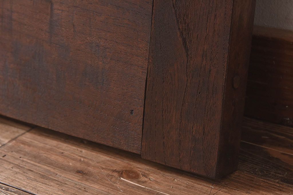 アンティーク雑貨　古材　ニレ材　渋みを活かしたDIYにおすすめの一枚板(木材、材料)