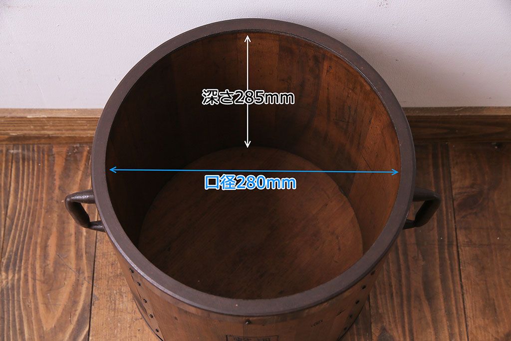アンティーク雑貨　味わい深い和の雰囲気が楽しめる斗棒付き一斗枡(升、マス)