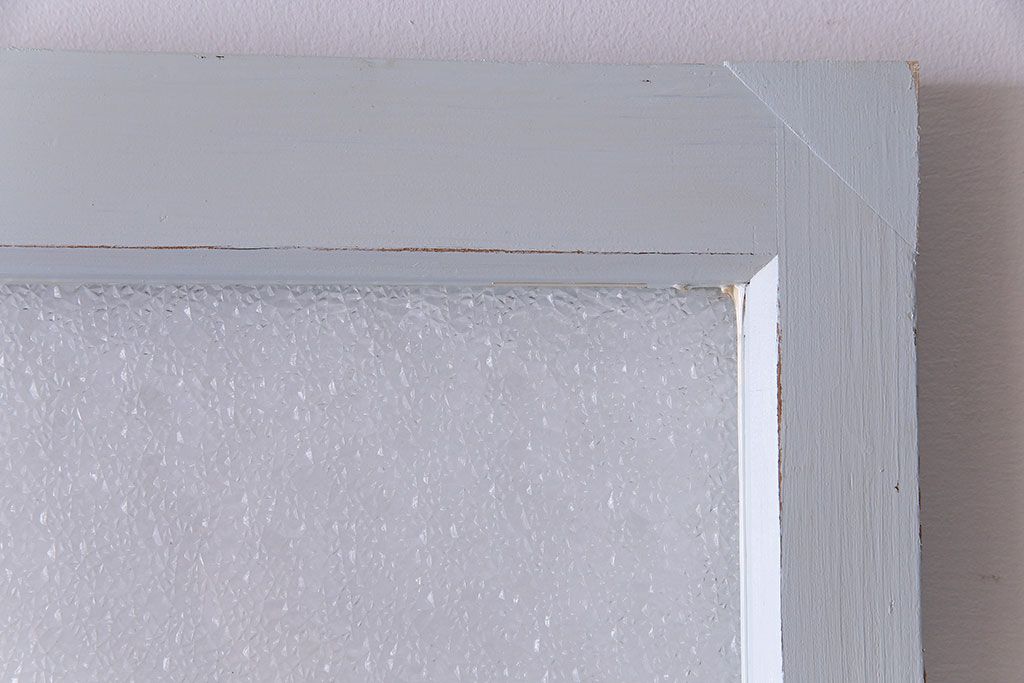 ペイント建具　シャビーな雰囲気が魅力的なダイヤガラス入りの引き戸1枚(ガラス戸、仕切り戸)