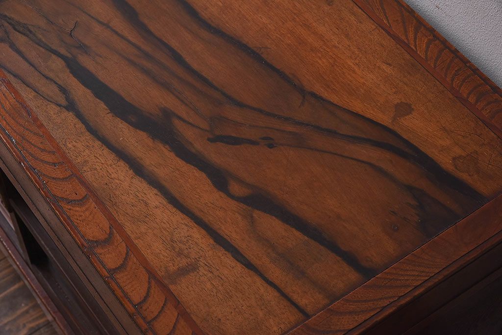 アンティーク家具　リメイク　天板黒柿材　独特な杢目が魅力の鉄脚ローボード(戸棚、リビングボード)