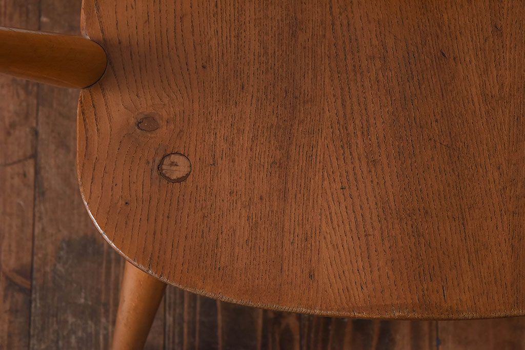 イギリス家具　ERCOL(アーコール) ローバック　ウィンザーアームチェア(ダイニングチェア)