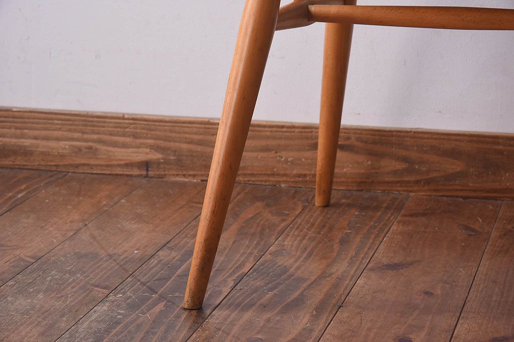 イギリス家具　ERCOL(アーコール) ローバック　ウィンザーアームチェア(ダイニングチェア)