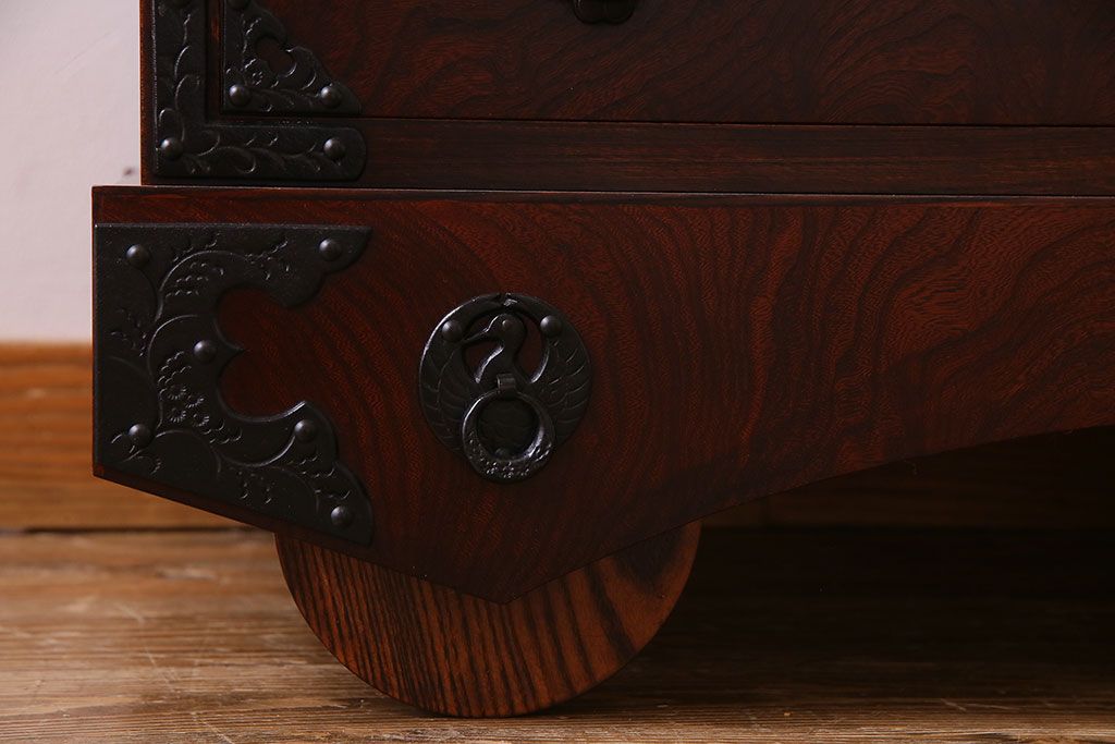 中古美品　岩谷堂箪笥　桐文様　銀河5号　車箪笥(整理箪笥、チェスト、桐箪笥、桐たんす)