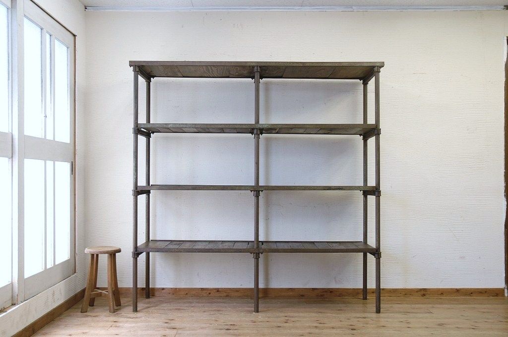 アンティーク家具　◆重厚!古いアイアンの大きな陳列棚