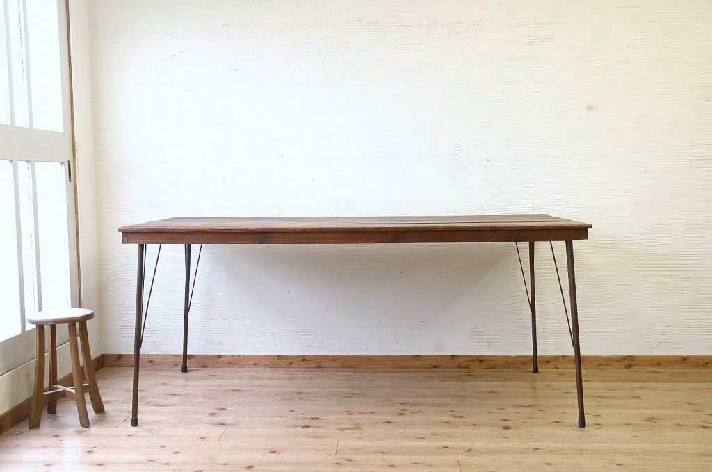 アンティーク家具　☆古い木の大きな鉄脚作業台1