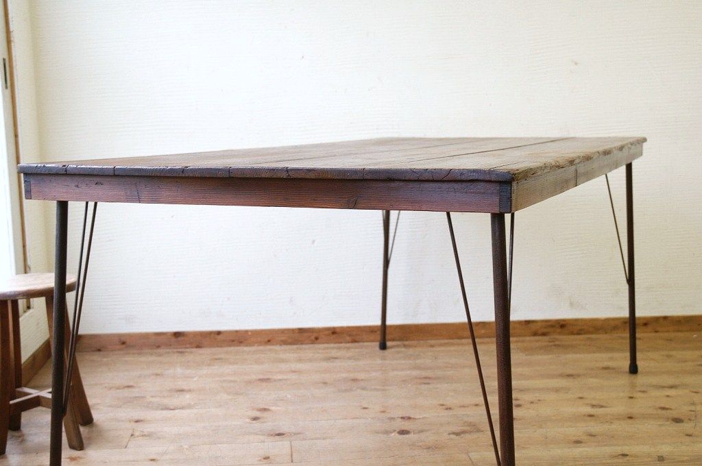 アンティーク家具　☆古い木の大きな鉄脚作業台1