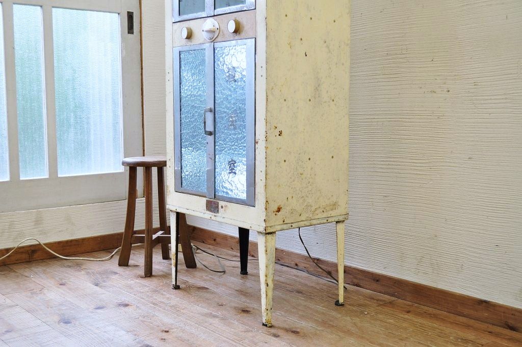 アンティーク家具　古い美容室の和製アンティークの消毒器(ケビント)