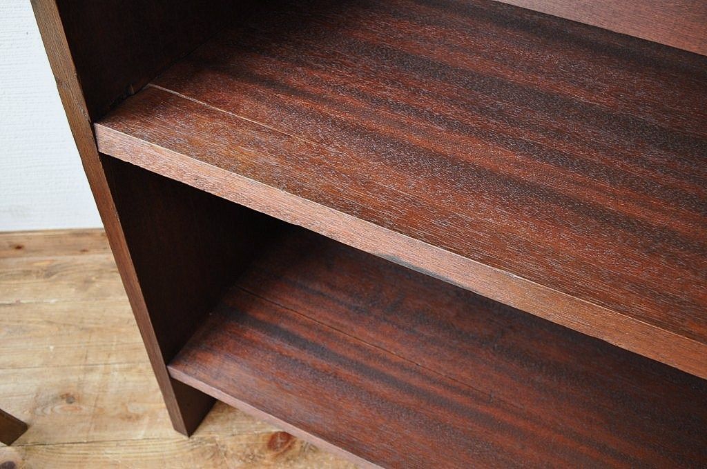 アンティーク家具　特大!古い木の重厚な飾り棚