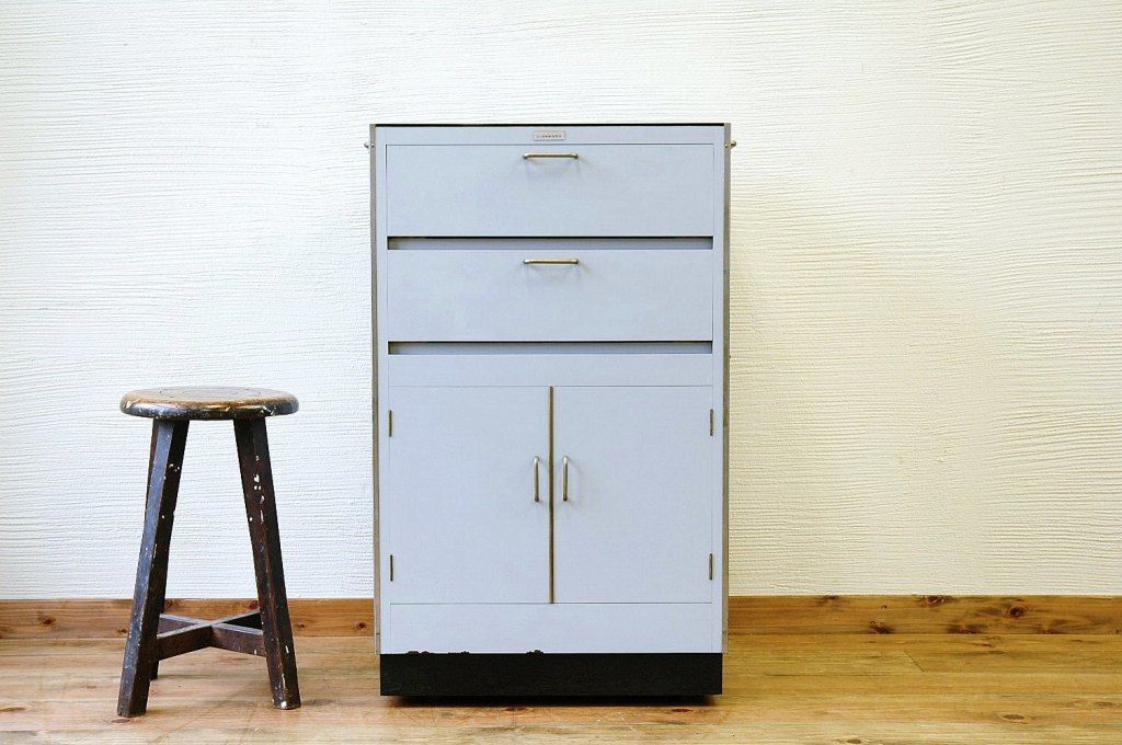 アンティーク家具　珍品!古い歯医者のデンタルキャビネット　