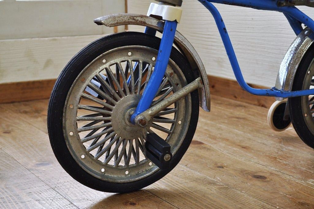 アンティーク雑貨　デッドストック品　古い子供自転車(三輪車)2