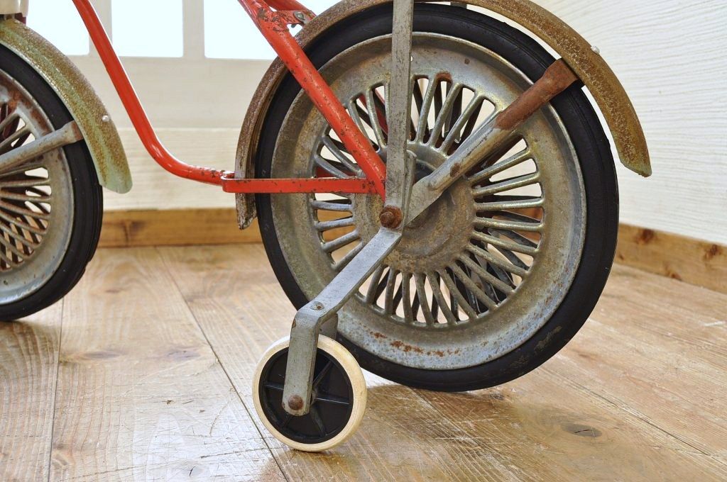 アンティーク雑貨　デッドストック品　古い子供自転車(三輪車)3