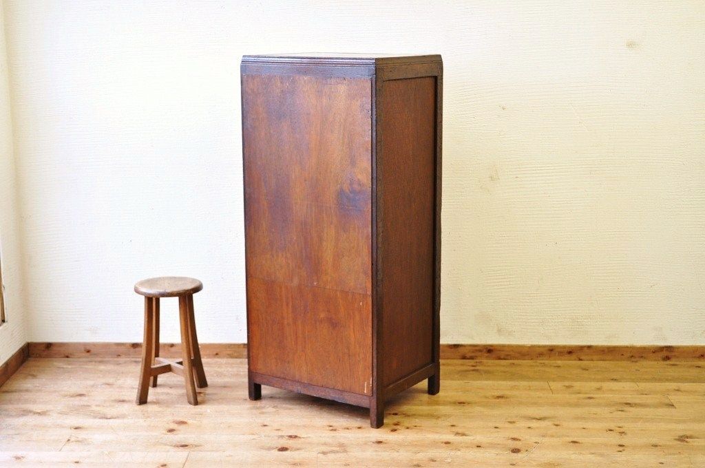 アンティーク家具　古い木の縦型脚付き10杯引き出し