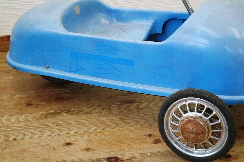 アンティーク雑貨　珍品希少!古いお家の子ども三輪車