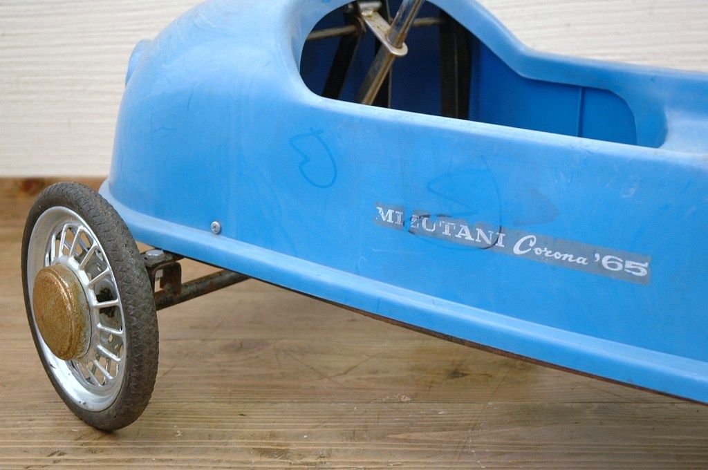 アンティーク雑貨　珍品希少!古いお家の子ども三輪車